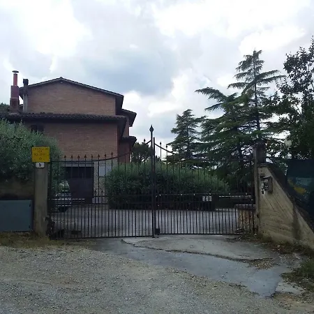 Castellino4holidays * Monteriggioni